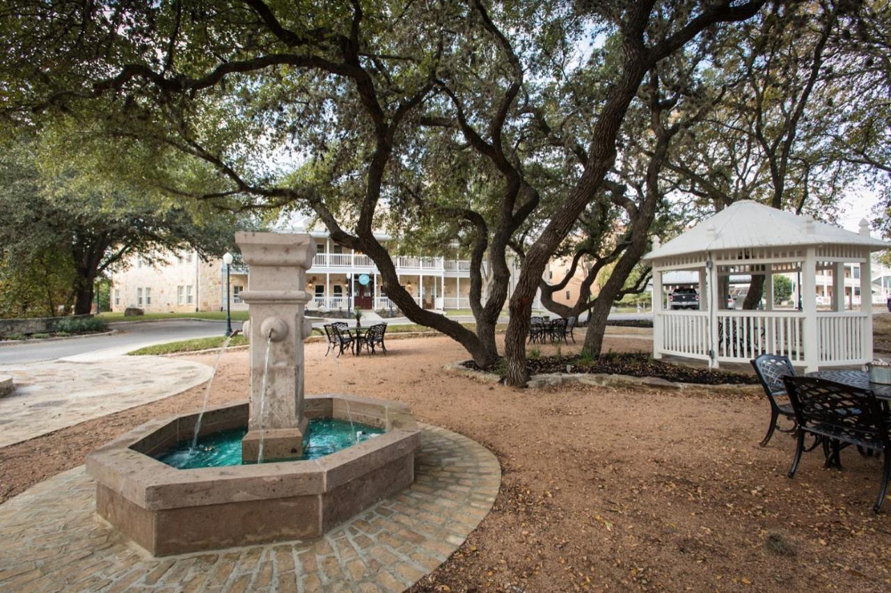 Gruene River Hotel & Retreat New Braunfels Buitenkant foto